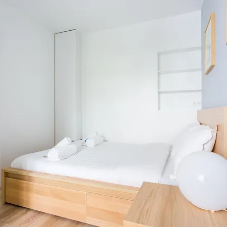 شقة Charming 1br- Champs De Mars باريس